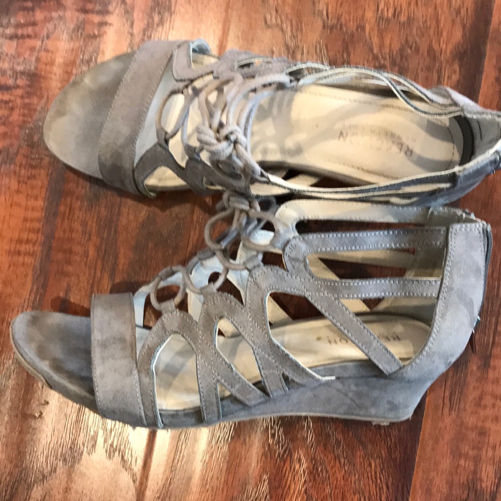 Kenneth Cole size8.5.